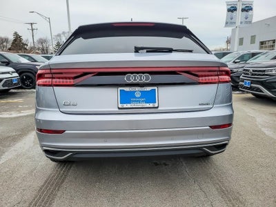 2022 Audi Q8 55 Premium quattro