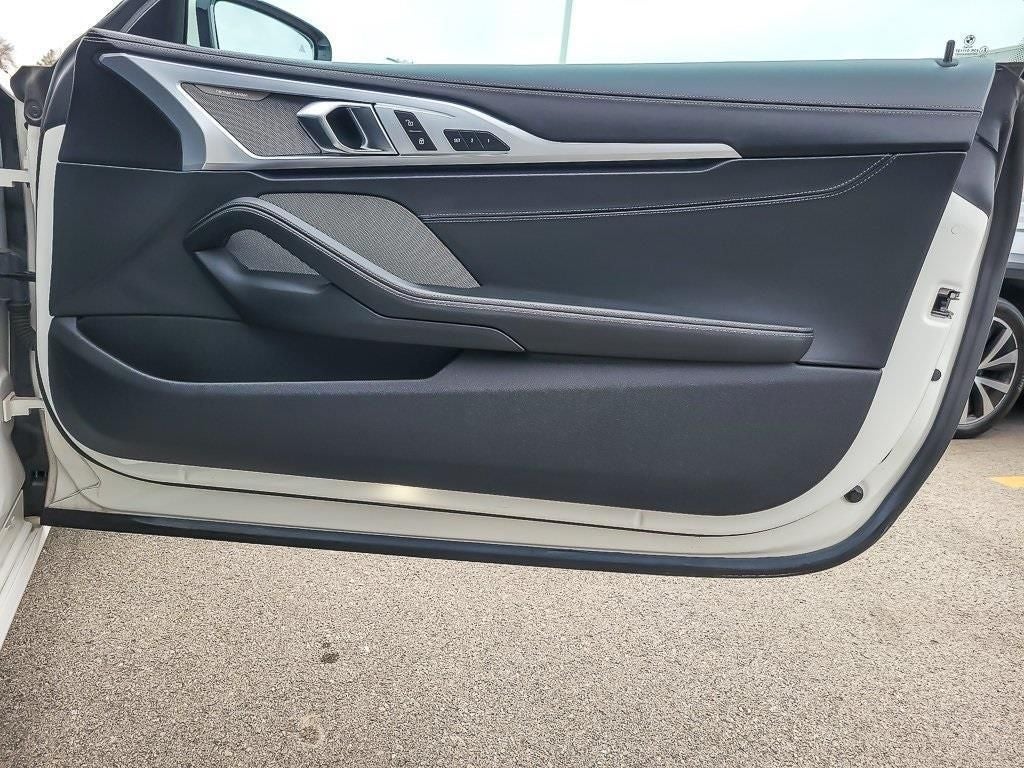 2020 BMW 8 Series 840i