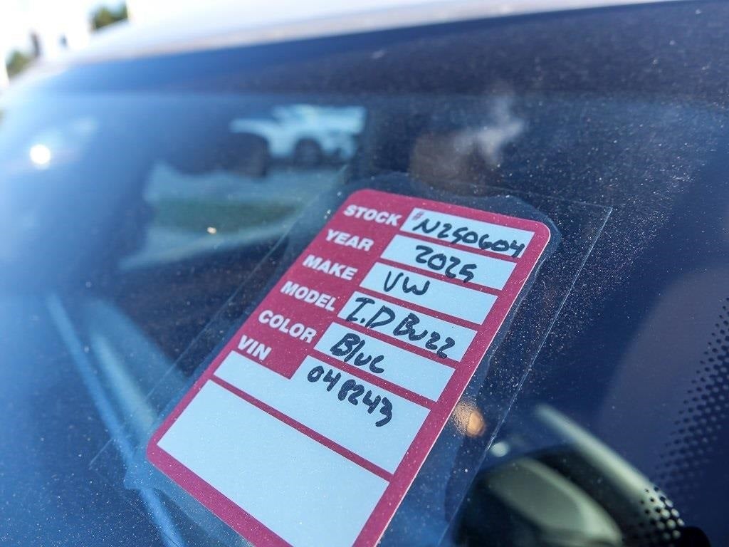 2025 Volkswagen ID. Buzz Pro S