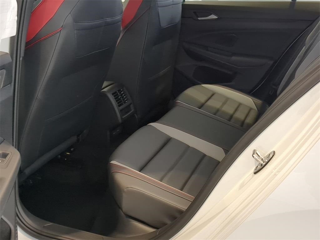 2025 Volkswagen Golf GTI 2.0T SE