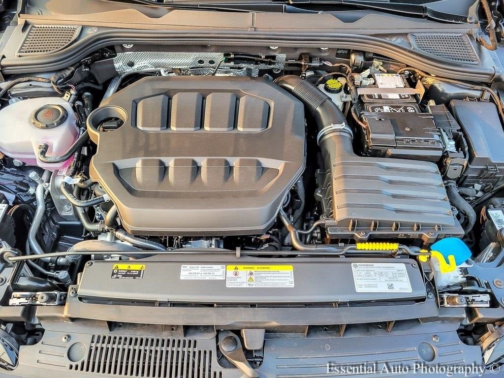 2025 Volkswagen Golf GTI 2.0T SE