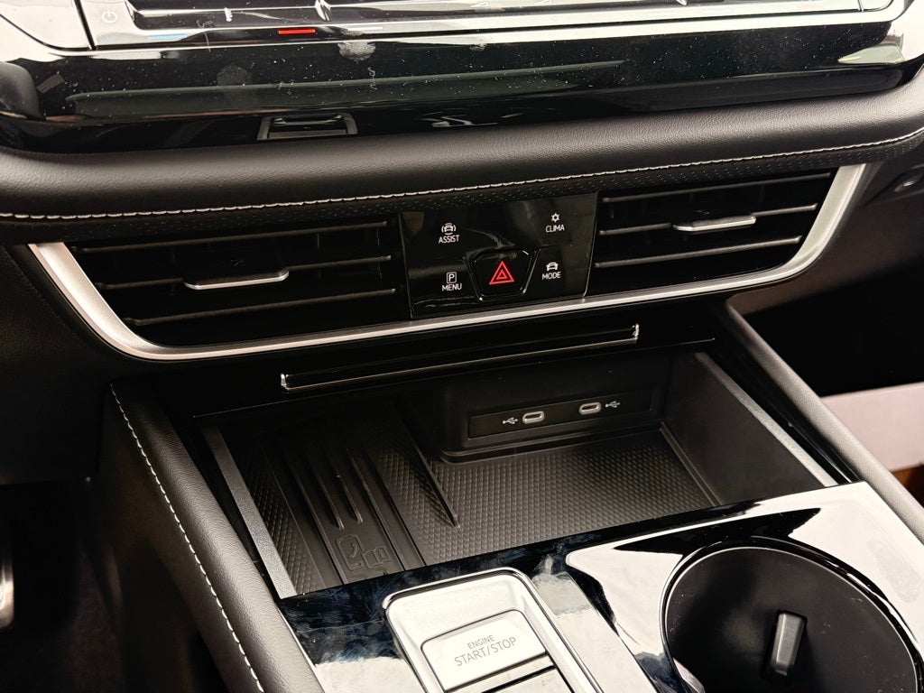 2026 Volkswagen Atlas Cross Sport 2.0T SEL R-Line Black