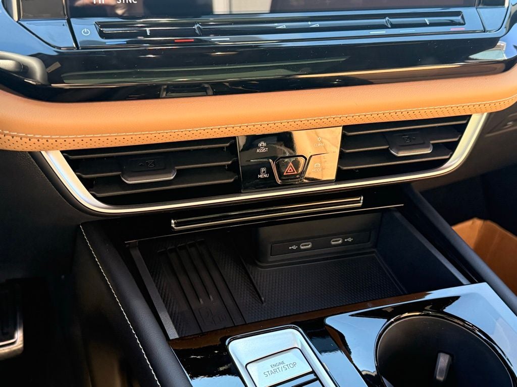 2026 Volkswagen Atlas Cross Sport 2.0T SEL R-Line Black