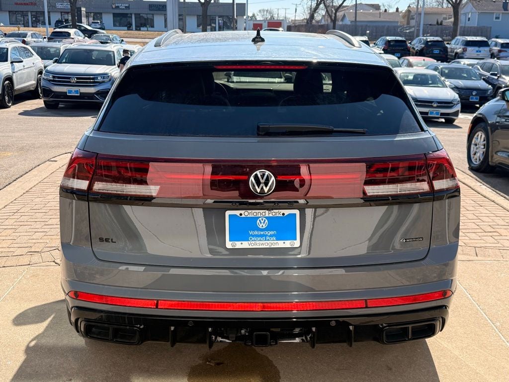 2026 Volkswagen Atlas Cross Sport 2.0T SEL R-Line Black