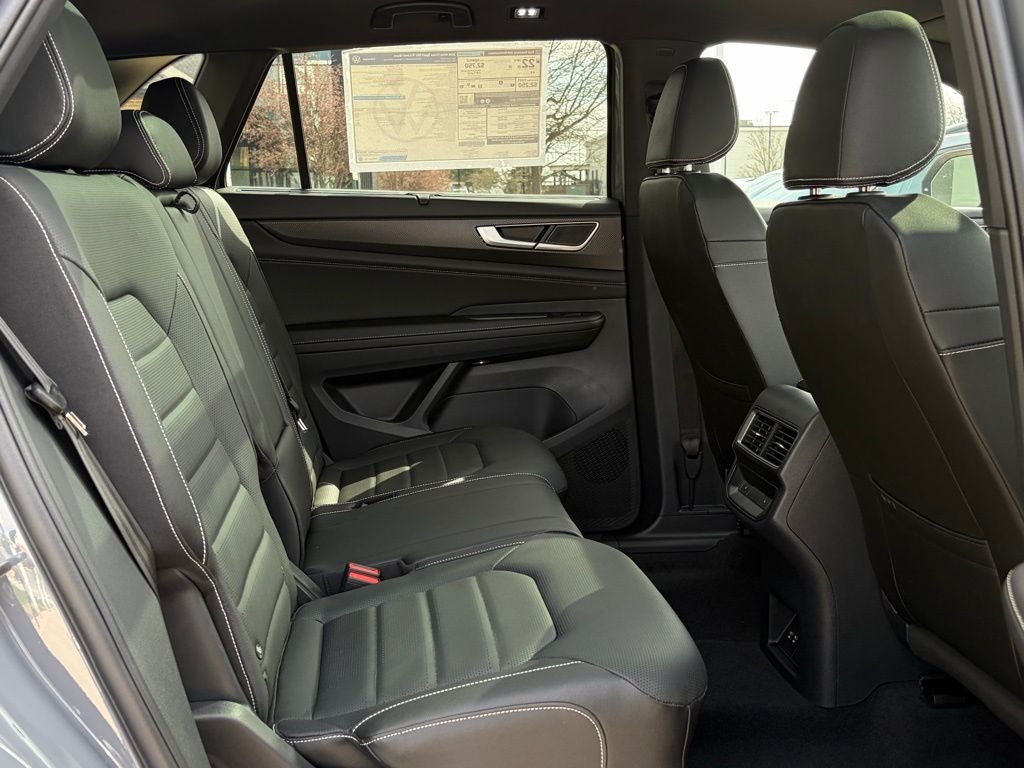 2026 Volkswagen Atlas Cross Sport 2.0T SEL R-Line Black