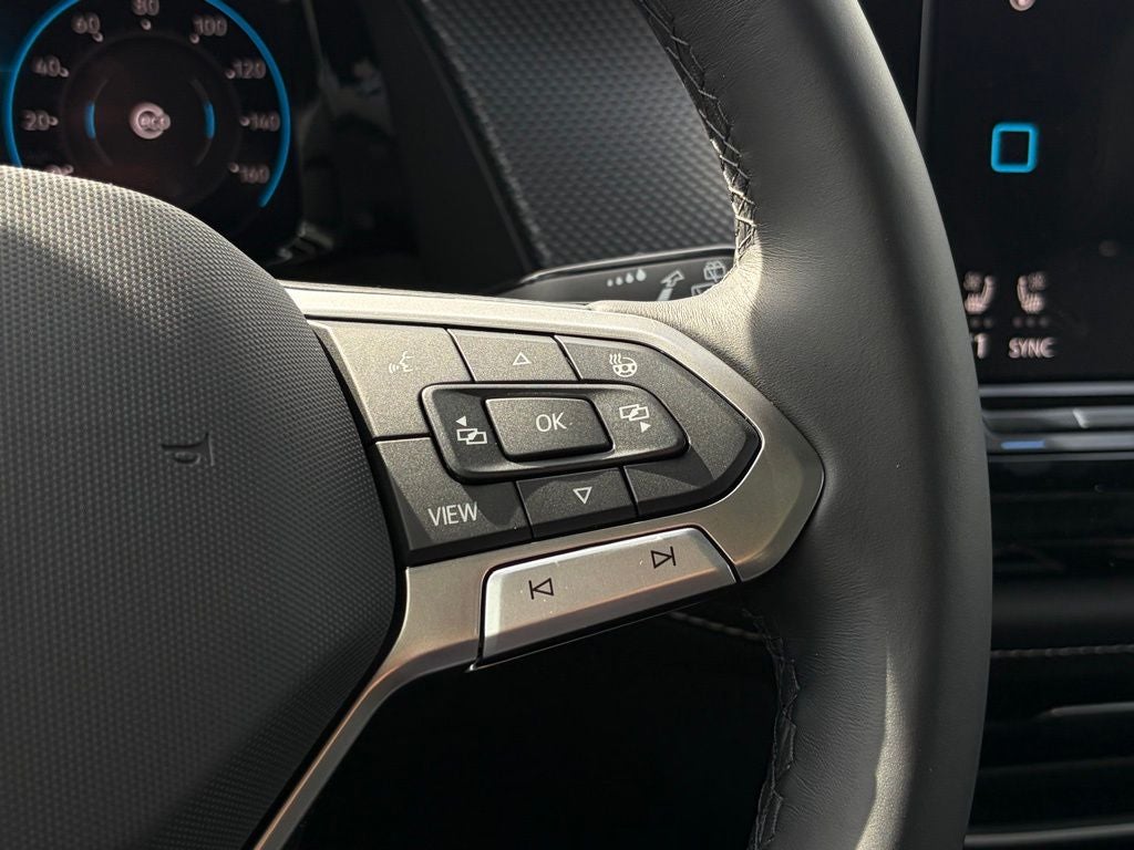 2026 Volkswagen Atlas Cross Sport 2.0T SEL R-Line Black