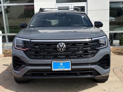 2026 Volkswagen Atlas Cross Sport 2.0T SEL R-Line Black
