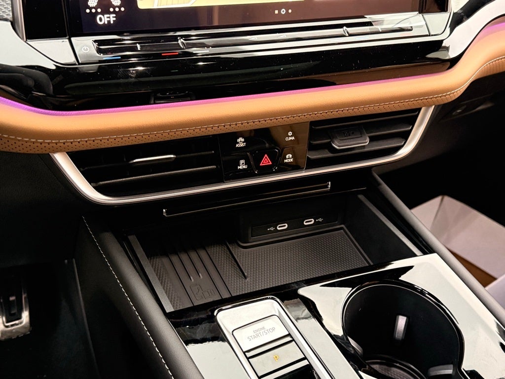 2026 Volkswagen Atlas Cross Sport 2.0T SEL R-Line Black