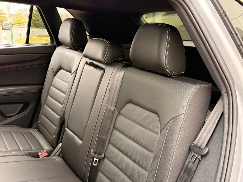 2026 Volkswagen Atlas Cross Sport 2.0T SEL