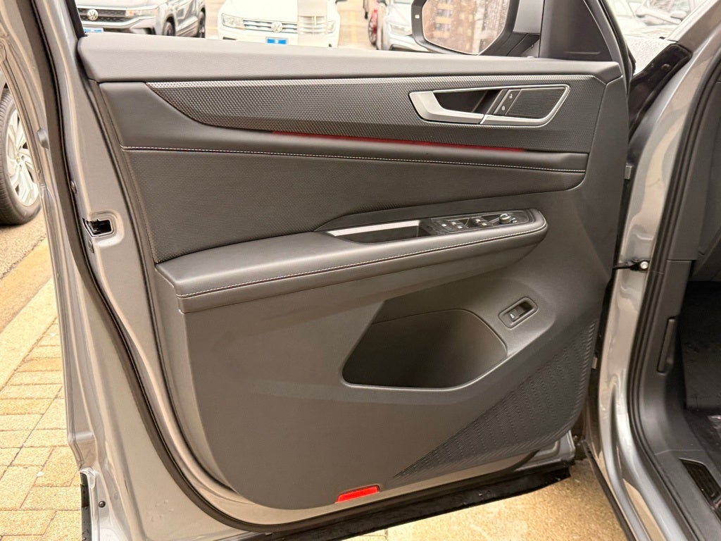 2026 Volkswagen Atlas Cross Sport 2.0T SEL