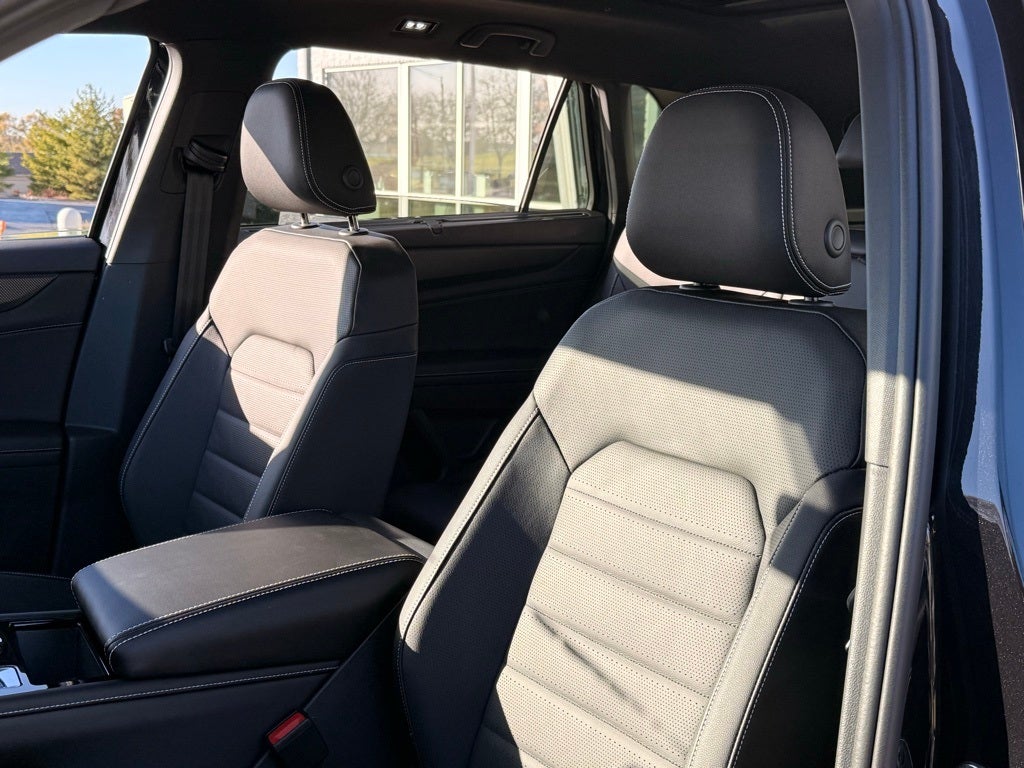 2026 Volkswagen Atlas Cross Sport 2.0T SEL