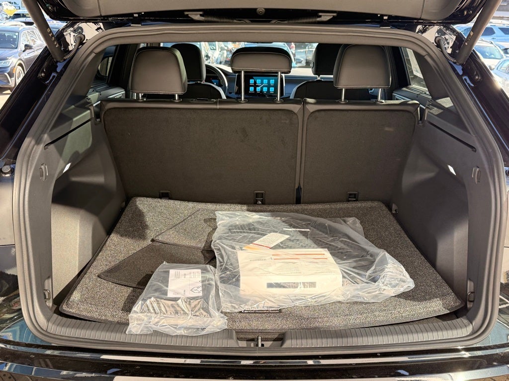 2026 Volkswagen Atlas Cross Sport 2.0T SEL