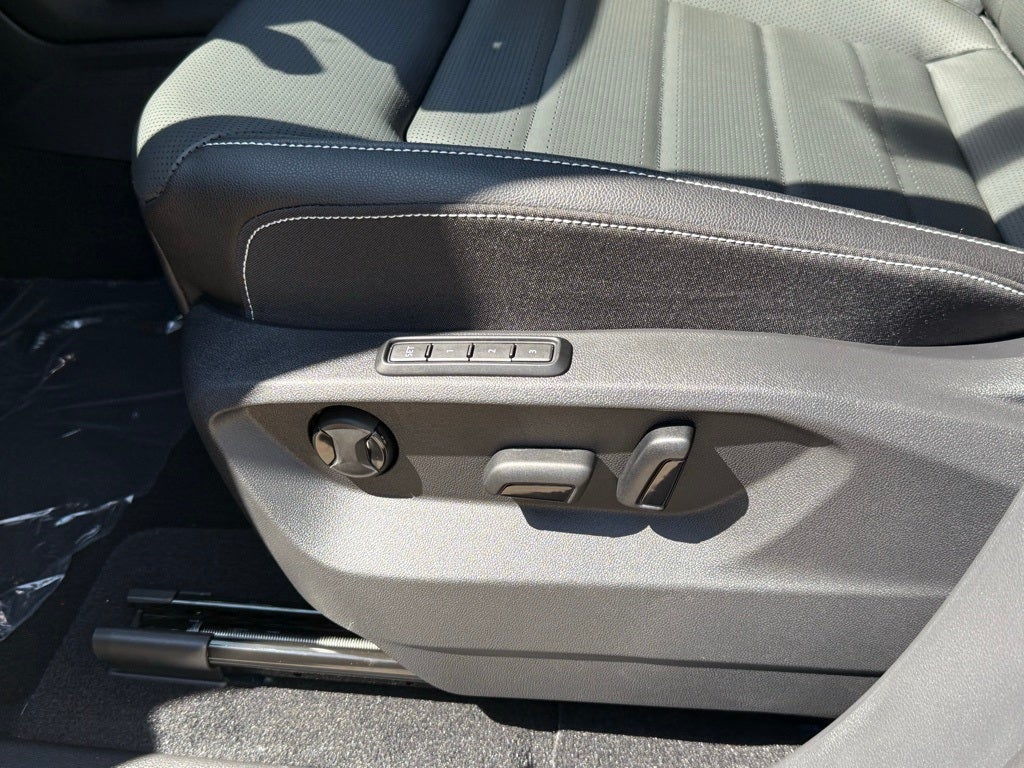 2026 Volkswagen Atlas Cross Sport 2.0T SEL