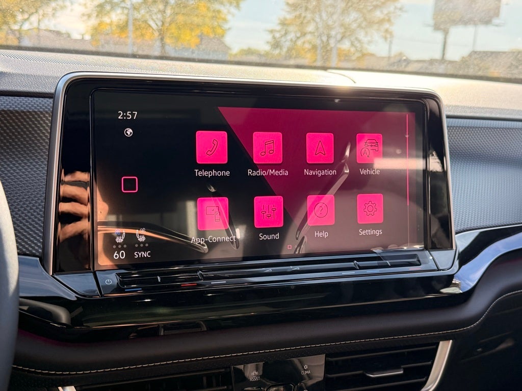 2026 Volkswagen Atlas Cross Sport 2.0T SEL