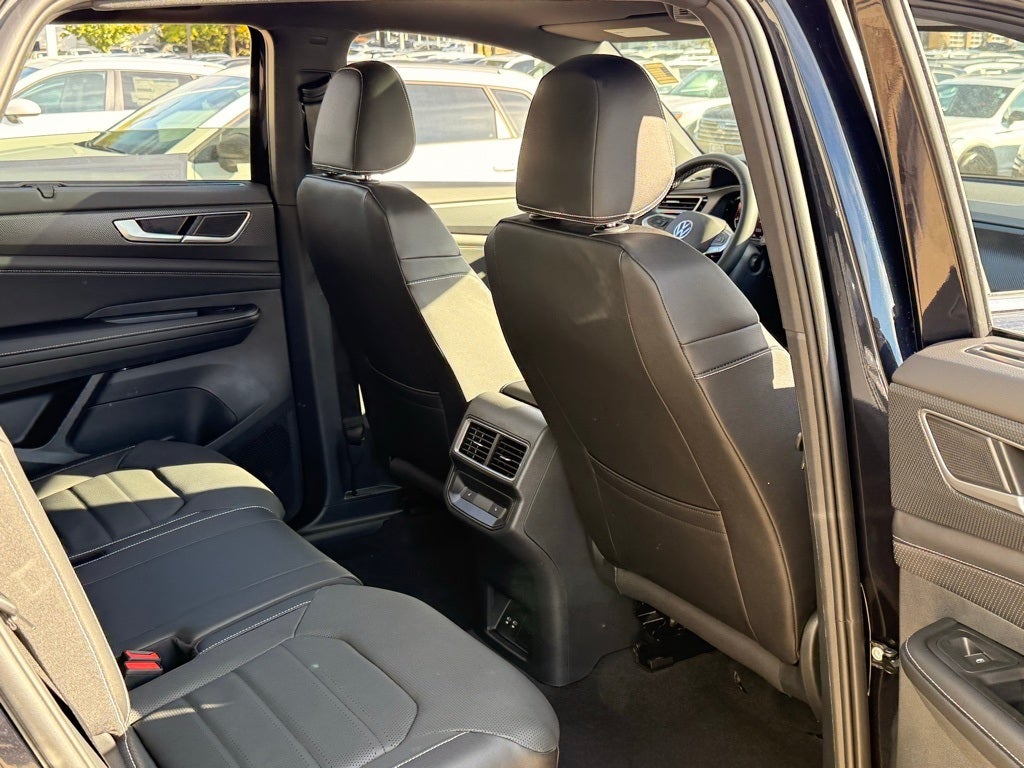 2026 Volkswagen Atlas Cross Sport 2.0T SEL