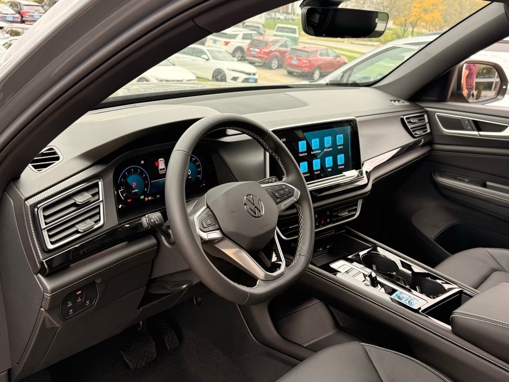 2026 Volkswagen Atlas Cross Sport 2.0T SEL