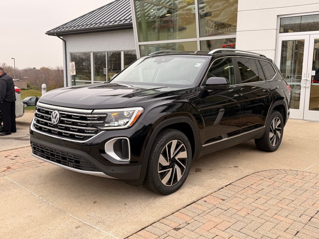 2026 Volkswagen Atlas 2.0T SEL