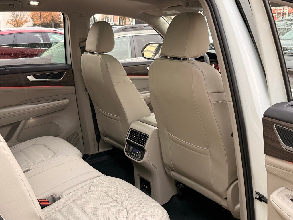 2026 Volkswagen Atlas 2.0T SEL