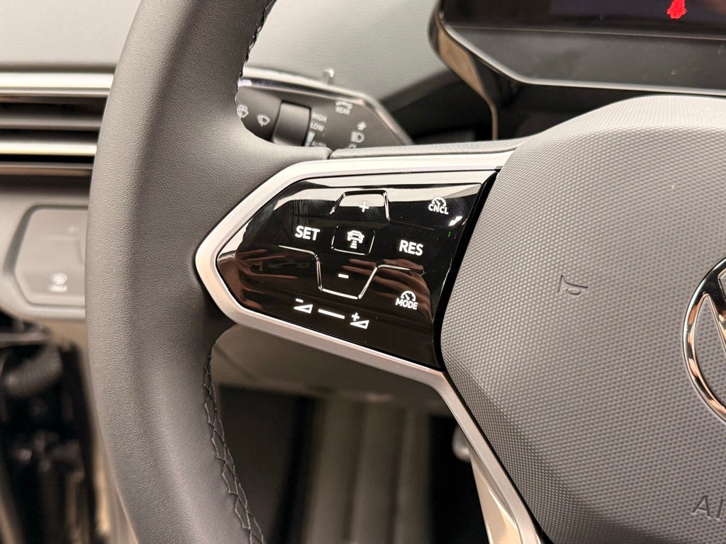 2025 Volkswagen ID.4 Pro