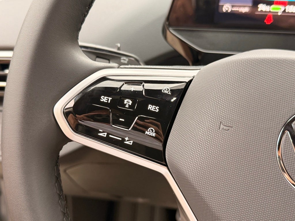 2025 Volkswagen ID.4 Pro