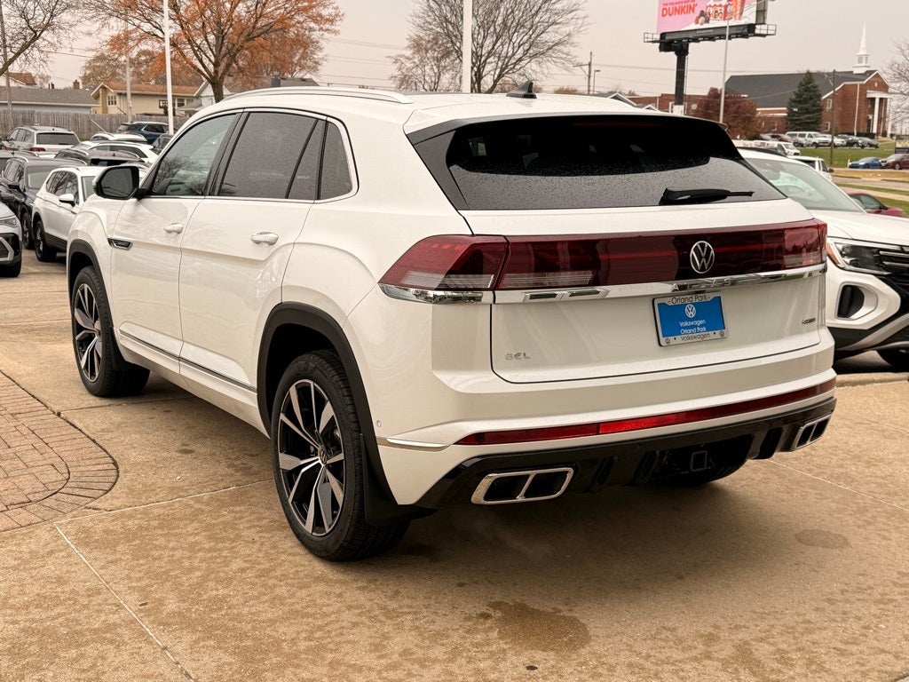 2026 Volkswagen Atlas Cross Sport 2.0T SEL Premium R-Line