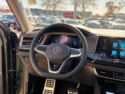 2026 Volkswagen Atlas 2.0T SEL Premium R-Line