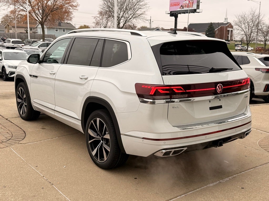 2026 Volkswagen Atlas 2.0T SEL Premium R-Line
