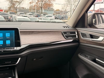 2026 Volkswagen Atlas 2.0T SEL Premium R-Line