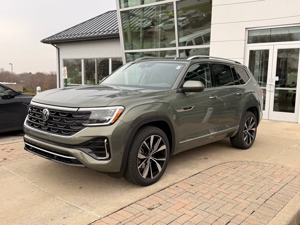 2026 Volkswagen Atlas 2.0T SEL Premium R-Line