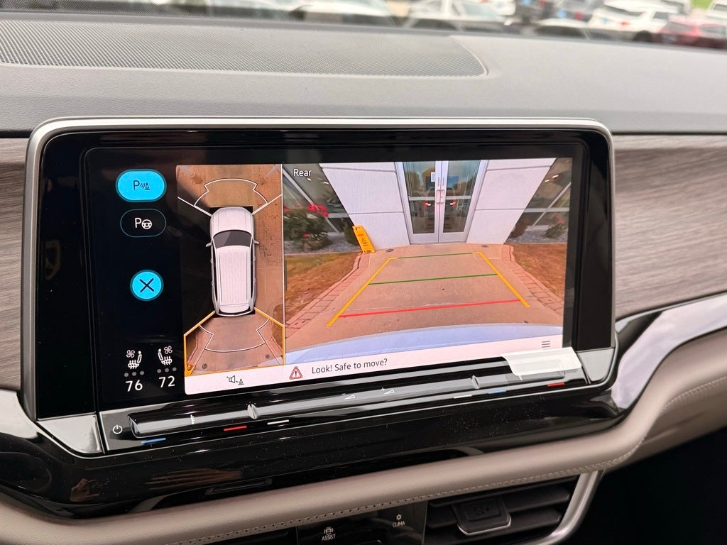 2026 Volkswagen Atlas 2.0T SEL Premium R-Line