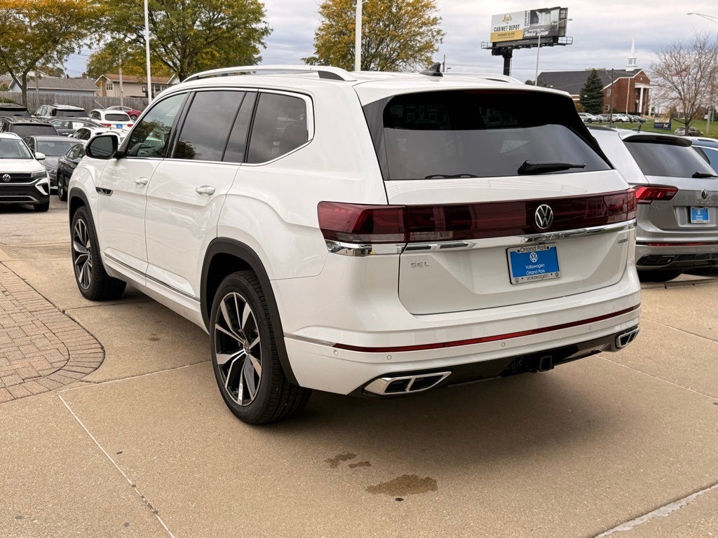 2026 Volkswagen Atlas 2.0T SEL Premium R-Line