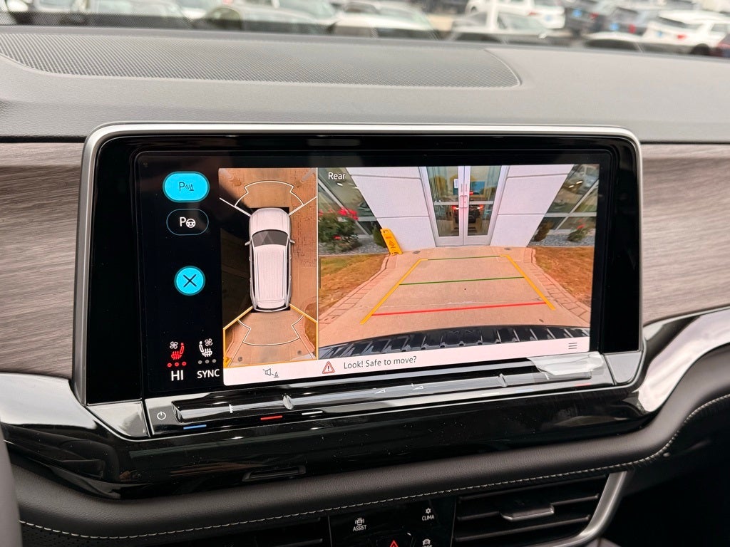 2026 Volkswagen Atlas 2.0T SEL Premium R-Line