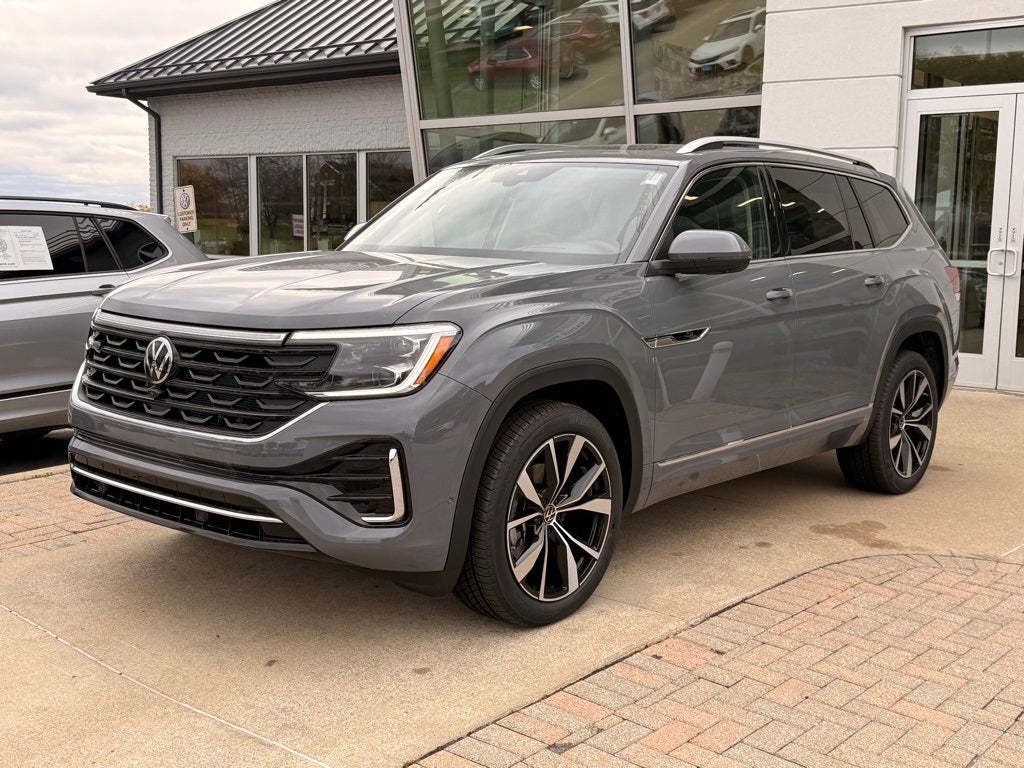 2026 Volkswagen Atlas 2.0T SEL Premium R-Line