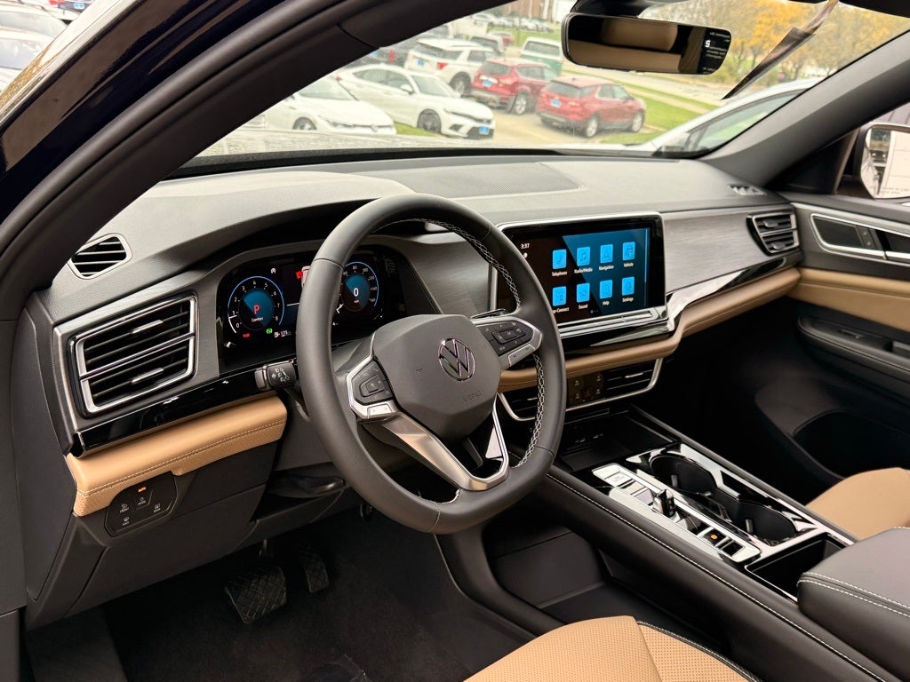 2026 Volkswagen Atlas Cross Sport 2.0T SE w/Technology