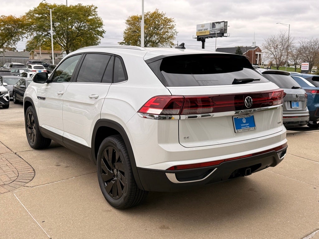 2026 Volkswagen Atlas Cross Sport 2.0T SE w/Technology