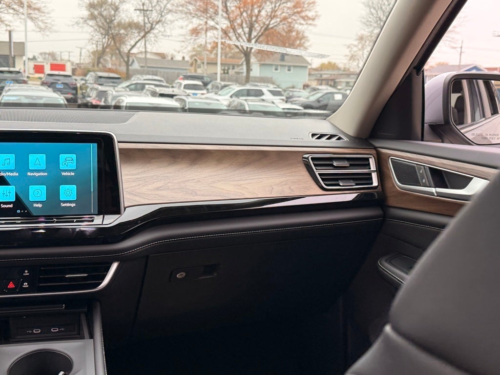 2026 Volkswagen Atlas 2.0T SE