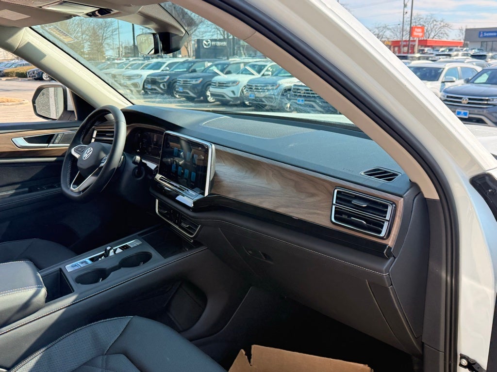 2026 Volkswagen Atlas 2.0T SE