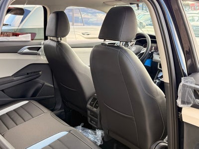 2026 Volkswagen Taos 1.5T SEL