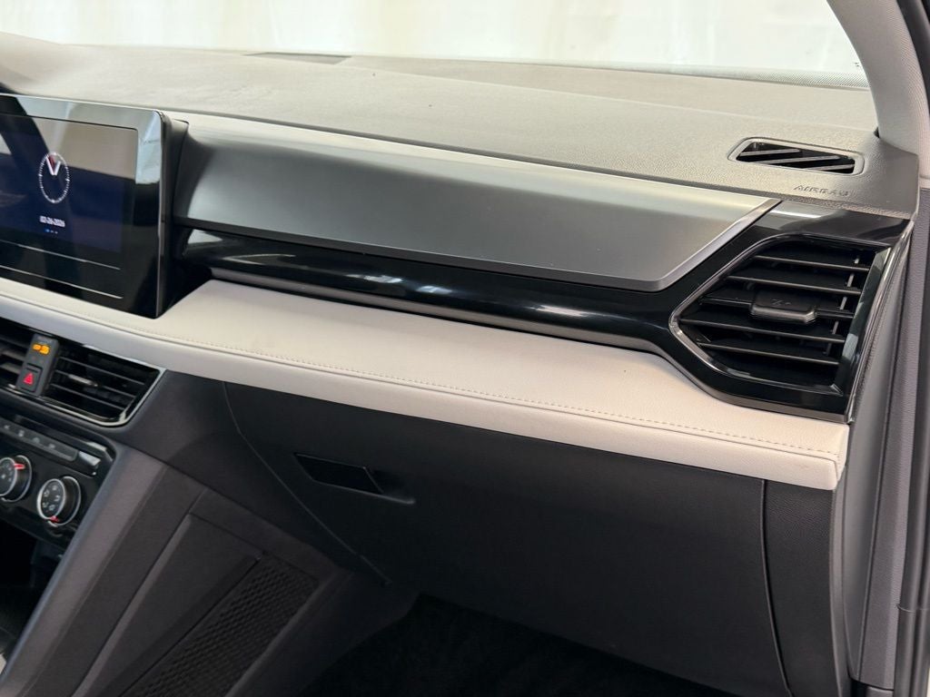 2025 Volkswagen Taos 1.5T S FWD