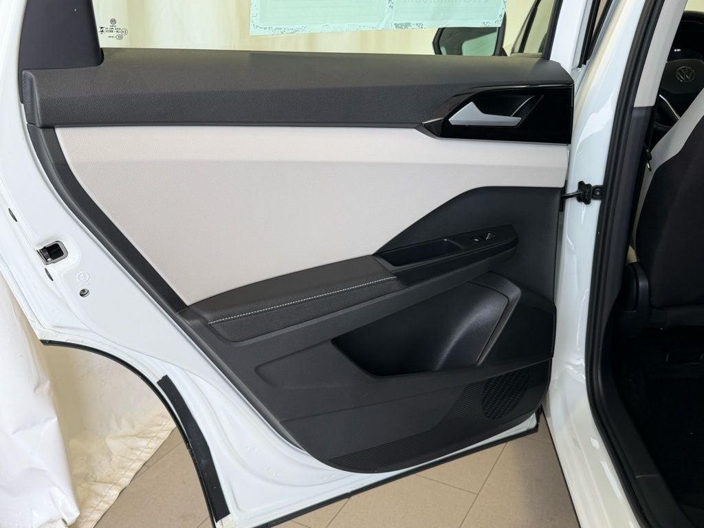 2025 Volkswagen Taos 1.5T S FWD