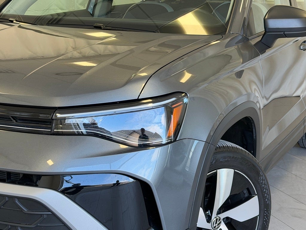 2025 Volkswagen Taos 1.5T S AWD