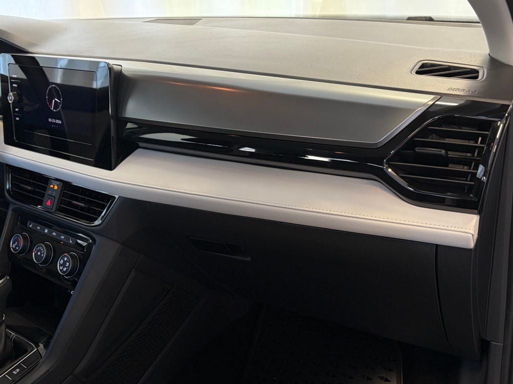 2025 Volkswagen Taos 1.5T S AWD