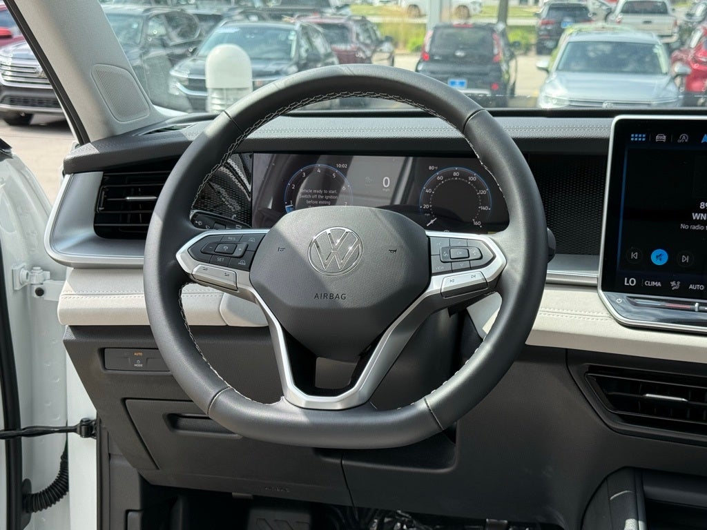 2025 Volkswagen Tiguan 2.0T SE