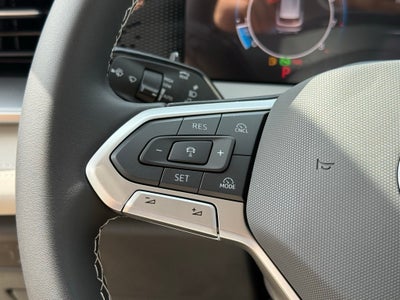 2025 Volkswagen Tiguan 2.0T SE