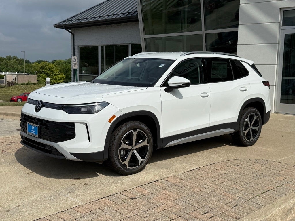 2025 Volkswagen Tiguan 2.0T SE