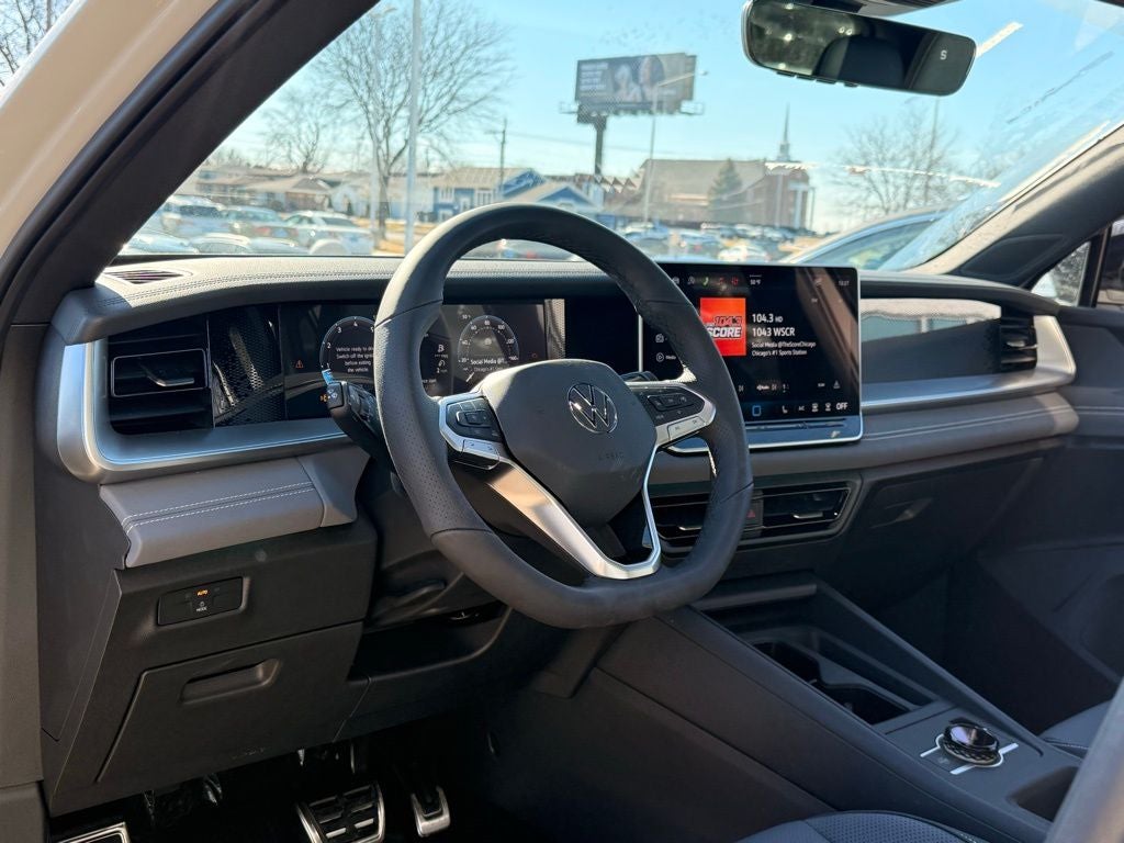 2026 Volkswagen Tiguan 2.0T SE R-Line Black