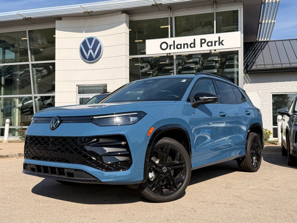 2025 Volkswagen Tiguan 2.0T SE R-Line Black