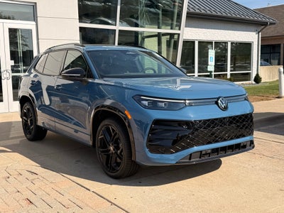 2025 Volkswagen Tiguan 2.0T SE R-Line Black