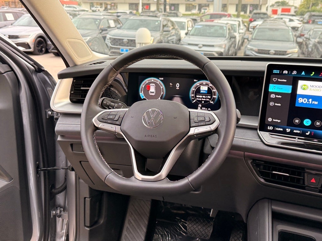 2025 Volkswagen Tiguan 2.0T SE