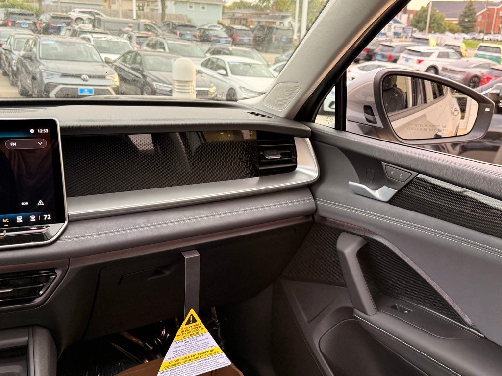 2025 Volkswagen Tiguan 2.0T SE